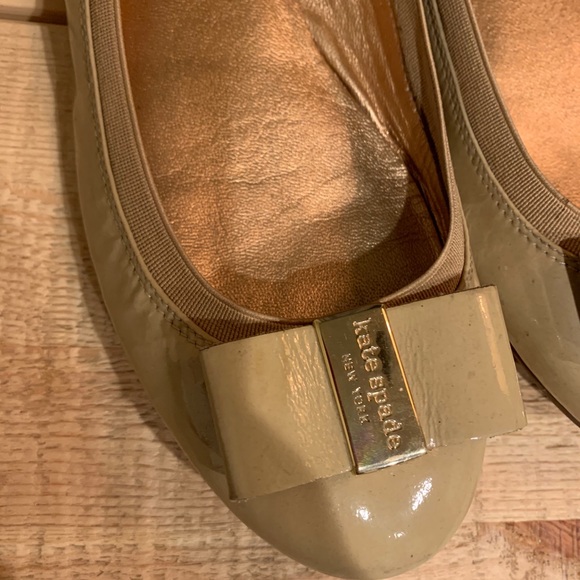 Flats - Picture 3 of 3